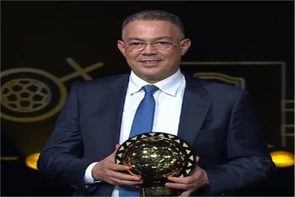 رئيس الأتحاد المغربي يتسلم جائزة أفضل منتخب في أفريقيا