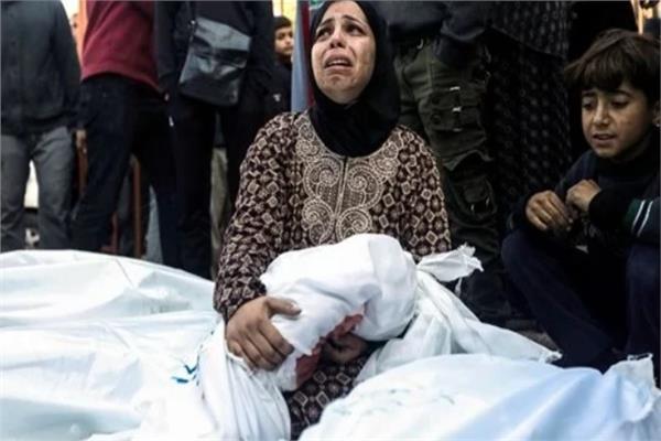 المرأة الفلسطينية في غزة جميع خياراتها مُرة