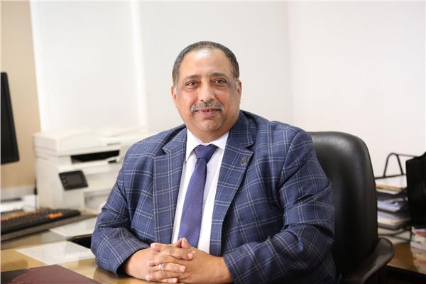 عبد الغفار السلامونى نائب رئيس مجلس إدارة غرفة صناعة الحبوب 