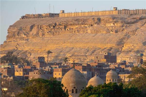 خبير آثار يطرح كيفية التعامل مع "قرافة المماليك" علميا