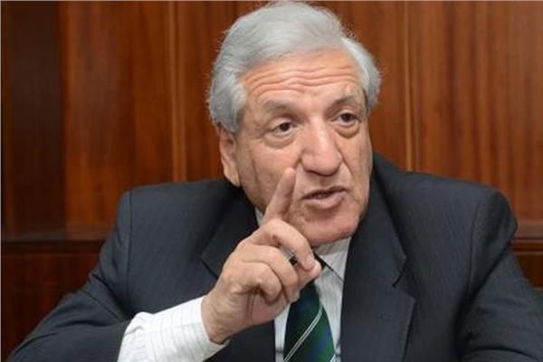  الدكتور فخري الفقي رئيس لجنة الخطة والموازنة بمجلس النواب 