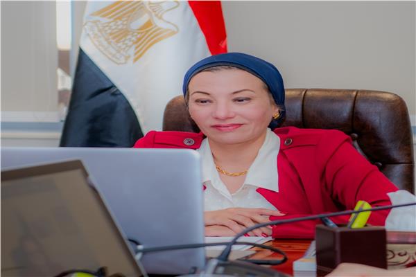 لدكتورة ياسمين فؤاد وزيرة البيئة