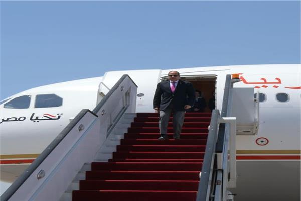 الرئيس عبد الفتاح السيسي يعود إلى أرض الوطن بعد أداء فريضة الحج 
