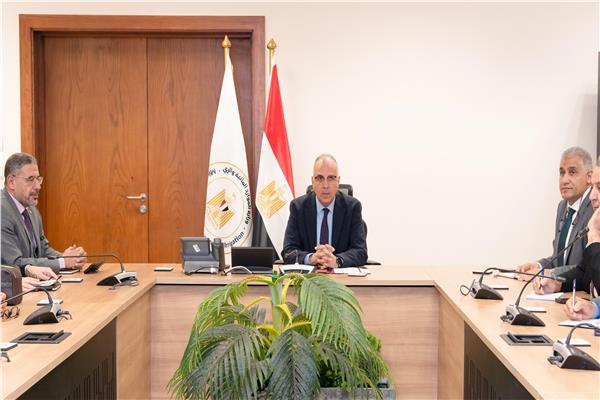جانب من الاجتماع 