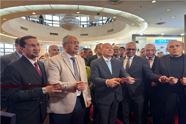 محافظ القاهرة يفتتح معرض القاهرة الدولي للجلود  