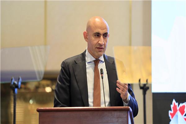 محمد عبد اللطيف، وزير التربية والتعليم