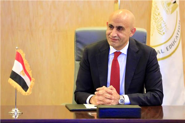 وزير محمد عبداللطيف