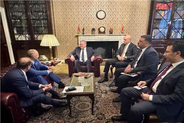  وزير البترول والثروة المعدنية يعقد مباحثات ثنائية في مجال التعدين