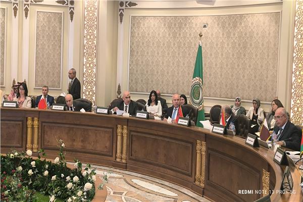 وزراء النقل العرب  خلال اجتماعهم اليوم 