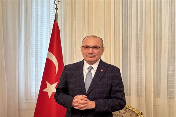  السفير التركي بالقاهرة صالح موطلو شن