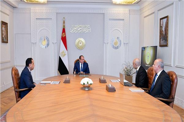 الرئيس السيسي خلال الاجتماع