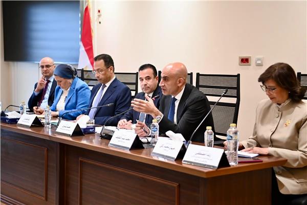 محمد عبد اللطيف، وزير التربية والتعليم والتعليم الفني