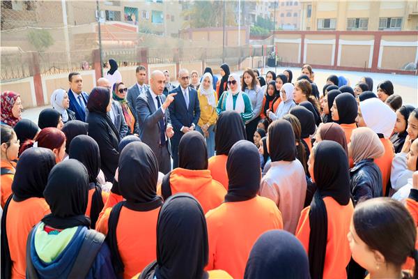 جانب من الزيارة