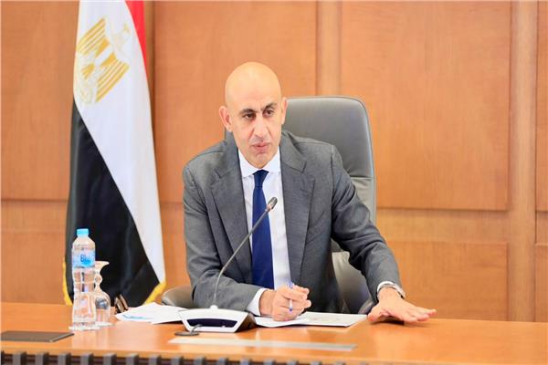 محمد عبد اللطيف وزير التربية والتعليم والتعليم الفنى 