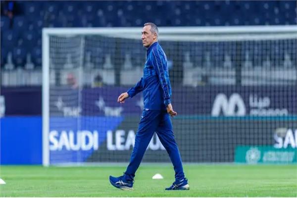 اليوناني جيورجوس دونيس