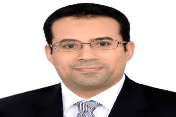 محمد طاهر وكيل شعبة السياحة والآثار بنقابة الصحفيين