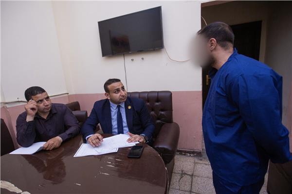 فريق النيابة العامة يطمئن على احوال النزلاء  فى مركز اصلاح وتاهيل المنيا 3