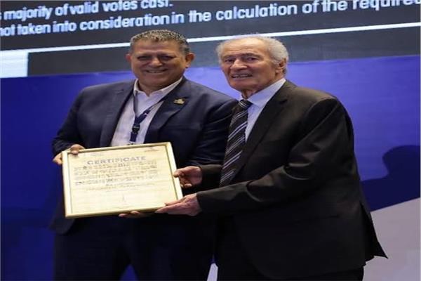 الدكتور حسن مصطفى
