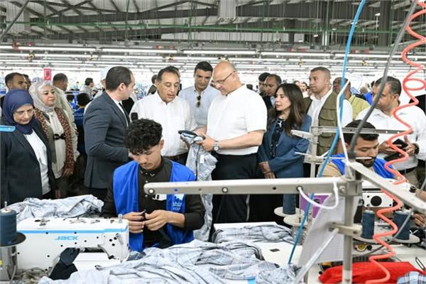 جانب من جولة رئيس الوزراء بالاسكندرية 