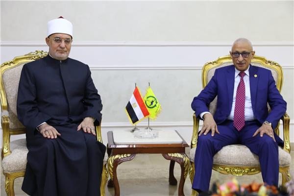 محافظ شمال سيناء يستقبل مفتي الجمهورية 