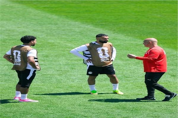 محمد صلاح وعمر مرموش