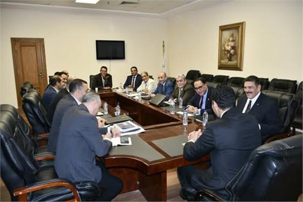جوهر نبيل وزير الشباب والرياضة