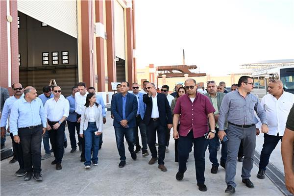 جانب من جولة الدكتور مصطفى مدبولي رئيس مجلس الوزراء فى رشيد