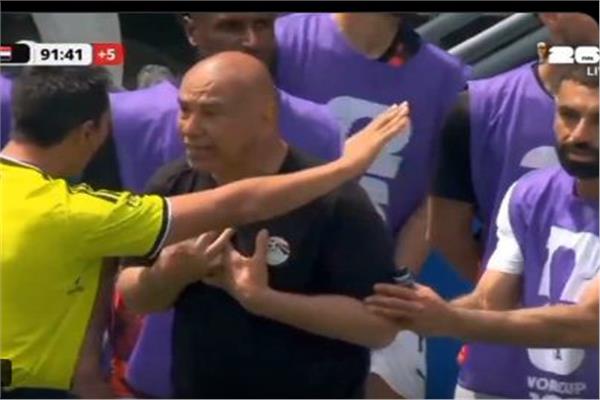 محمد صلاح وحسام حسن