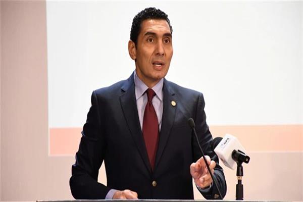 جوهر نبيل وزير الشباب والرياضة