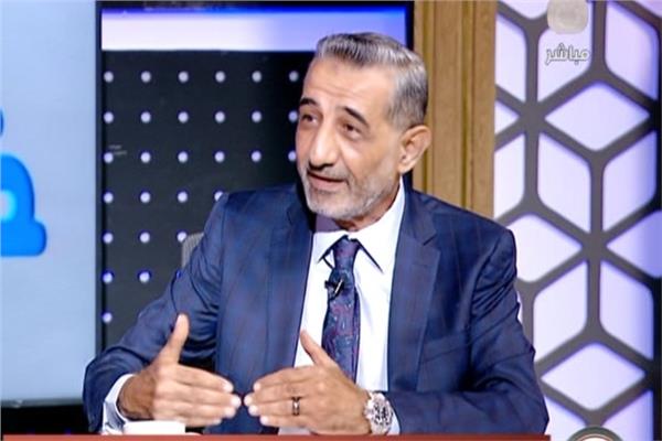 الدكتور عمرو السمدوني