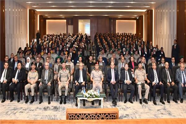 جانب من احتفال الاكاديمية العسكرية بتخرج الدورة التدريبية المجمعة 
