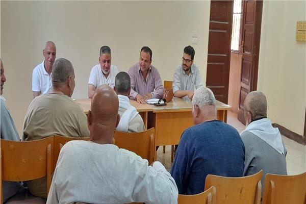 نشر ثقافة التعاقد على المحاصيل الاستراتيجية بالفيوم 