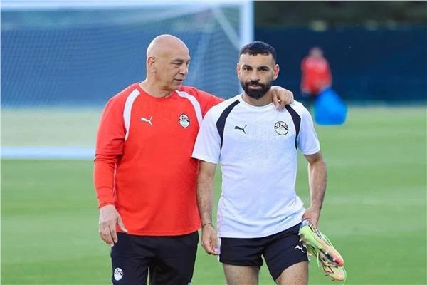 محمد صلاح وحسام حسن
