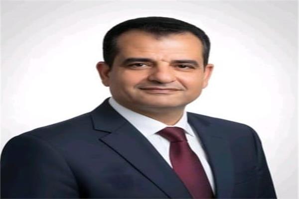 الاعلامي محمود هاشم 