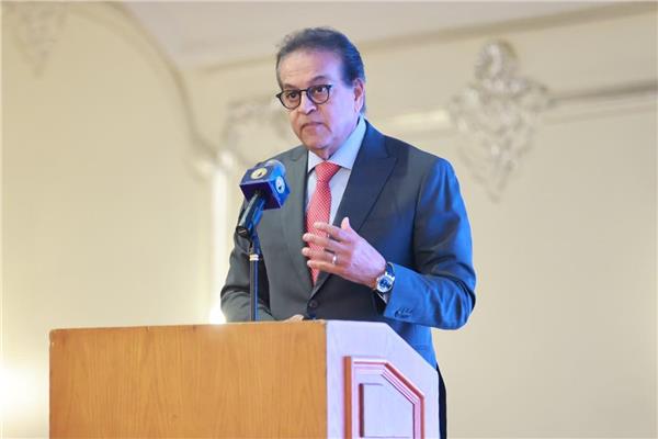 الدكتور حسام عبدالغفار