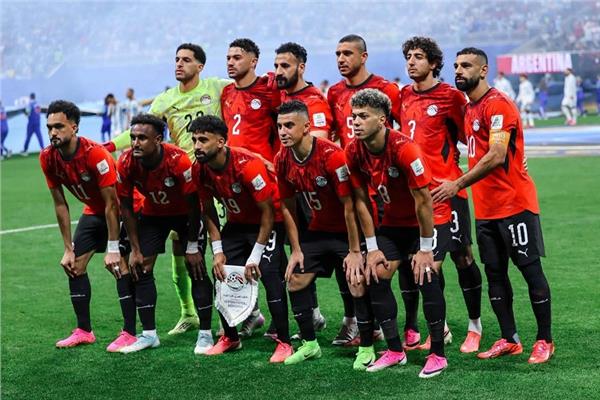 لاعبي الأهلي الدوليين