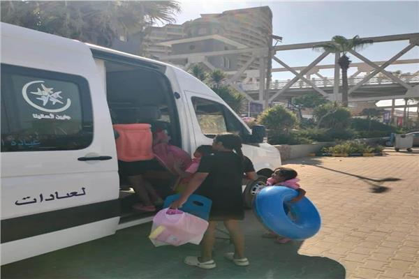 خدمة طبية مجانية للمصطافين 
