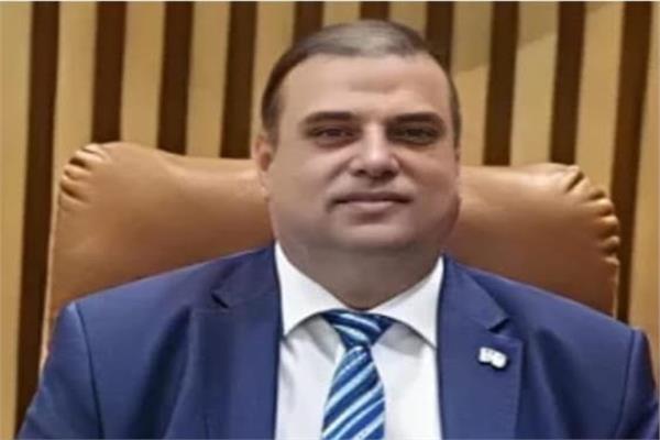 محمد كامل، رئيس اتحاد نقابات محلي عمال الجيزة 