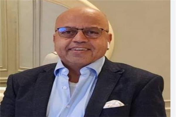الدكتور أحمد شاهين