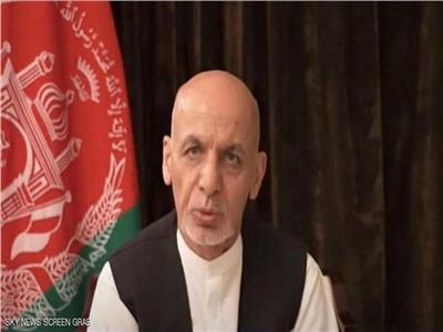 الرئيس الأفغاني السابق: خرجت من أفغانستان للحيلولة دون إراقة الدماء