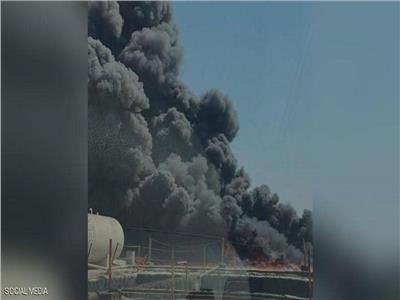 حكومة دبي: السيطرة على حريق منطقة جبل علي الصناعية دون إصابات