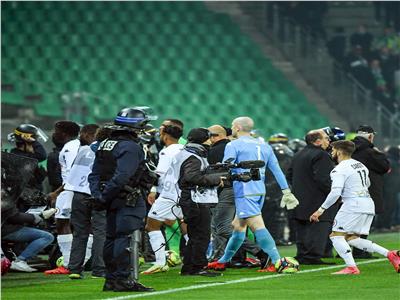 الدوري الفرنسي| انطلاق مباراة سانت إيتيان وأنجيه بعد أحداث الشغب