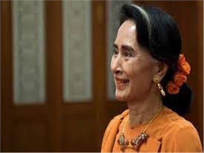 الزعيمة البورمية تدلي بشهادتها للمرة الأولى أمام المحكمة منذ الانقلاب