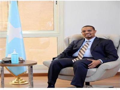 مندوب الصومال يؤكد أهمية تعزيز التعاون بين الدول العربية والافريقية لتنمية الموانىْ 