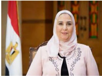 «التضامن» في أسبوع: مليون بطاقة «ميزة» لمستفيدي كرامة.. وتطبيق قانون فصل الموظف منتصف ديسمبر