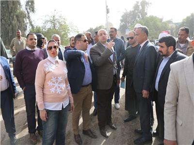 محافظ بني سويف يتفقد إنشاءات وحدة إسعاف ناصر ضمن مبادرة "حياة كريمة"