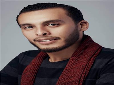 أيمن سليم يكتب مسلسل مصطفى شعبان وأحمد عز و«غير متاح» للسينما