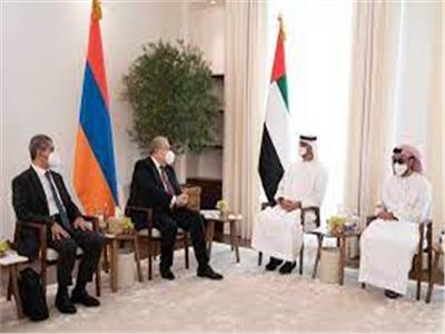 عبدالله بن زايد يلتقي رئيس أرمينيا في أبوظبي