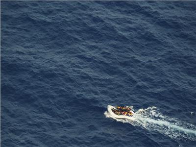 منظمة إغاثية : غرق أكثر من 90 مهاجرا في المتوسط جراء انقلاب قارب قادم من ليبيا