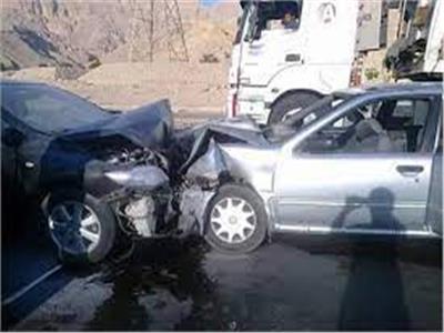 إصابة 5 أشخاص في حادث تصادم سيارتين طريق مصر اسيوط الزراعي بالعياط